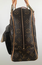 Load image into Gallery viewer, Manhattan Louis Vuitton Bag BRAND NEW!!

